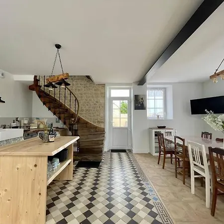 Refuge De By Melrose Holiday home Crouay